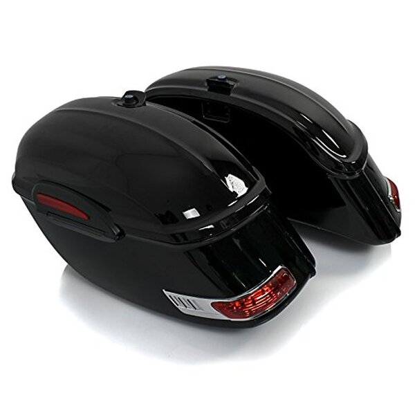 Découvrez l’efficacité et le design unique des sacoches rigides Craftride Delaware pour sublimer et optimiser votre Suzuki Intruder. Avantages, installation et avis détaillés.