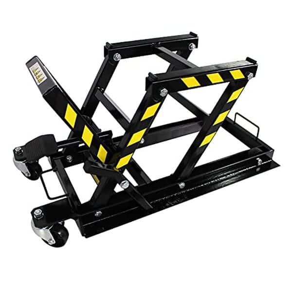 Découvrez notre test approfondi du Sogi SL-50 : le pont élévateur pratique pour optimiser l'entretien de votre moto ou quad. Simple d'utilisation, robuste et sécuritaire.