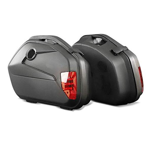 Découvrez notre test des valises latérales Bagtecs SC22 : performance, résistance et design analysés pour vos voyages en moto