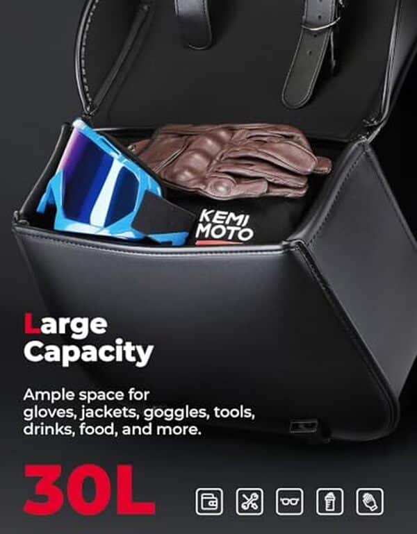 Découvrez notre test comparatif des sacoches de selle moto en cuir Vulcan, shadow et Sporster : fonctionnalité, style et qualité analysés pour un choix éclairé