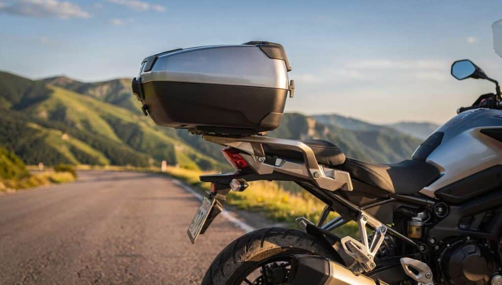 Esthétique et performance : bien choisir son top-case moto
