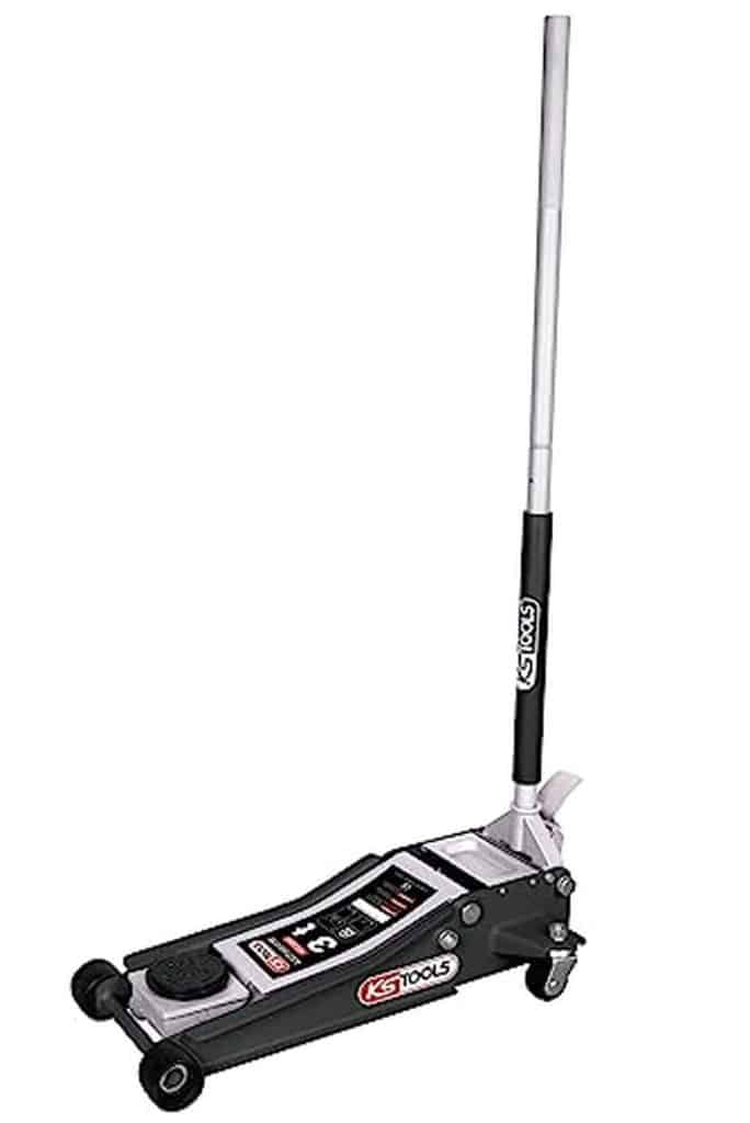 Test du cric hydraulique KS Tools Ultimate 3 t : puissance et maniabilité