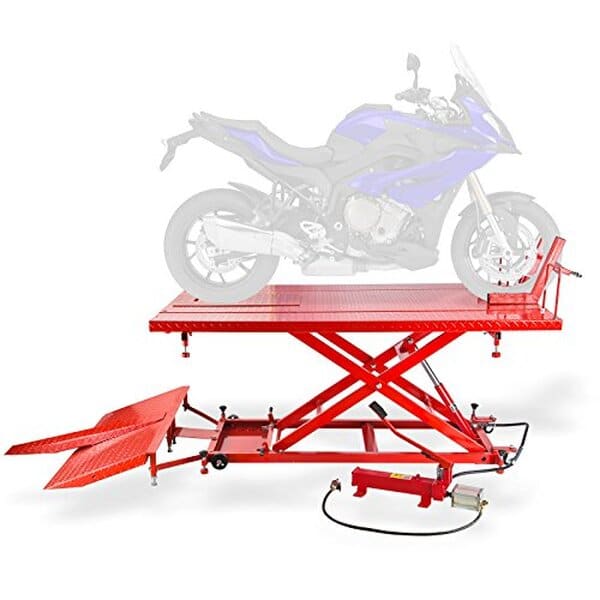 Découvrez notre test détaillé de l'élévateur moto et quad Dema 680 kg : fiabilité, capacité de charge et avantages pour l'entretien de votre deux-roues.