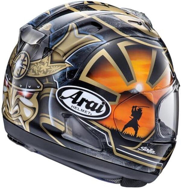 Découvrez notre test détaillé du casque Arai RX-7V Evo Pedrosa Spirit : performances, style et sécurité pour les motards exigeants.