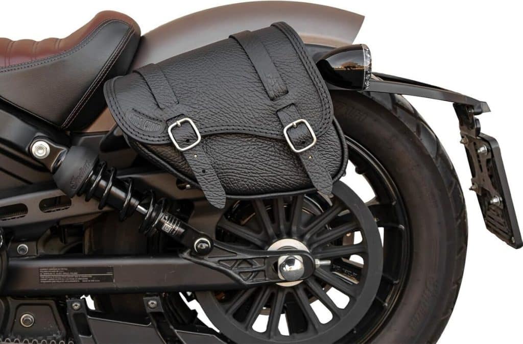Test de la sacoche Endscuoio en cuir pour Indian Scout Bobber