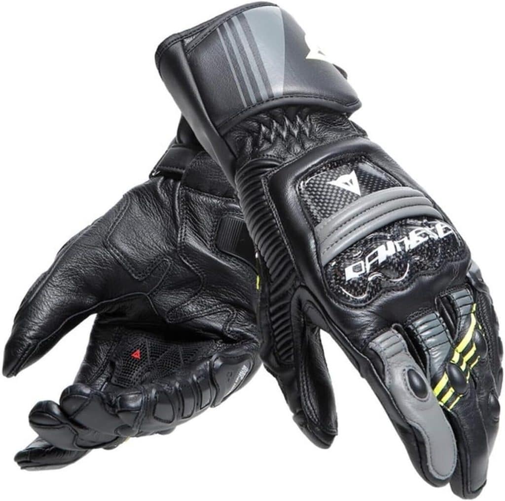 Test des gants moto Dainese Druid 4 : confort et sécurité